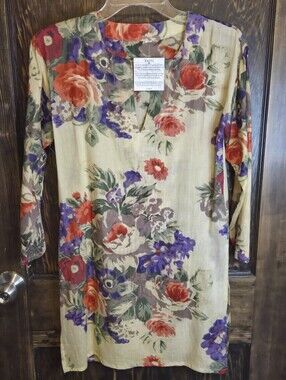 NWT Kurti Brand Women's Kurti Rose Clematis Tunic Top - Cream Red Purple Green